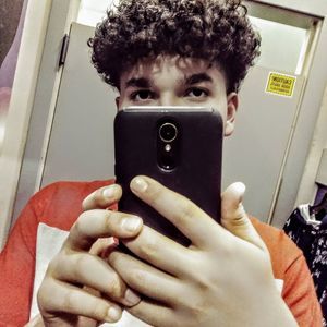 Meet your Posher, Phillip